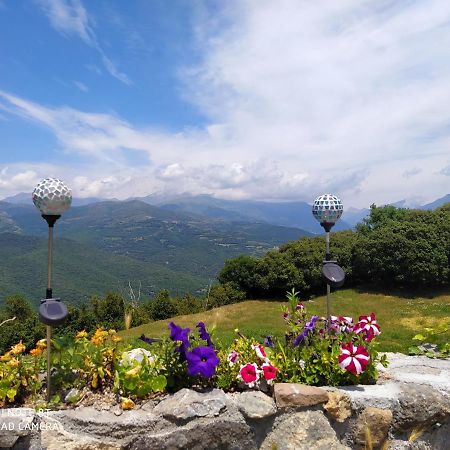 Massia Gasset Bed & Breakfast Senterada Exterior photo