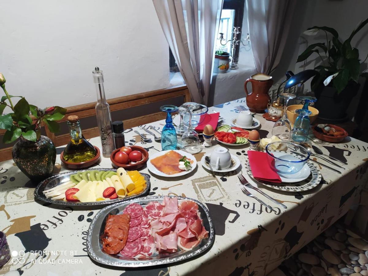 Massia Gasset Bed & Breakfast Senterada Exterior photo