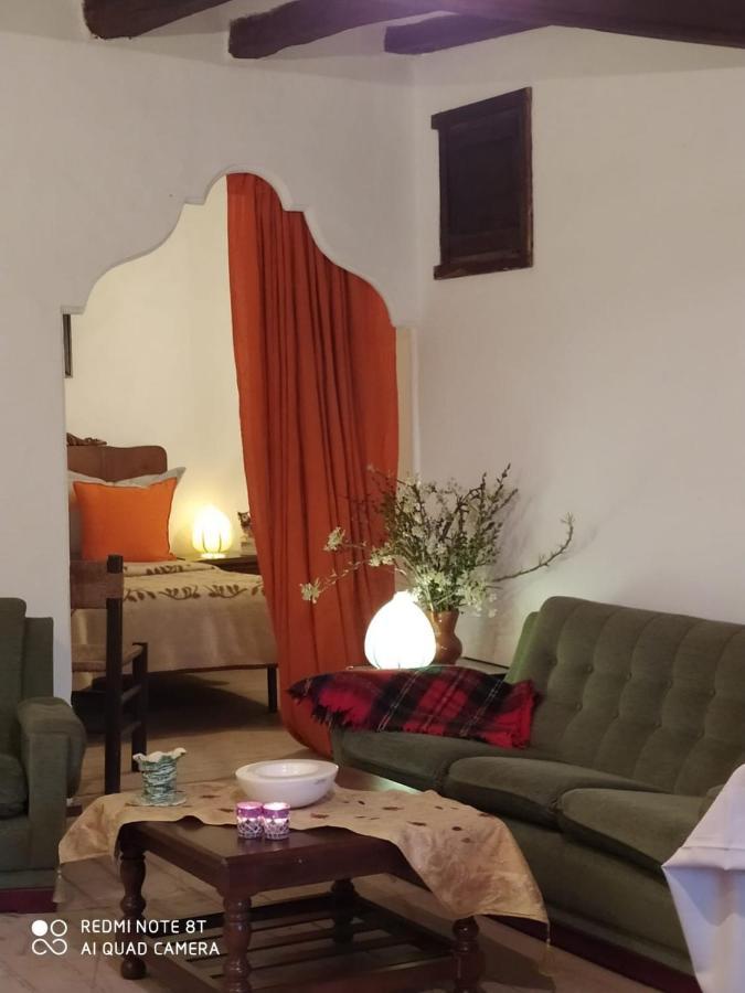 Massia Gasset Bed & Breakfast Senterada Exterior photo